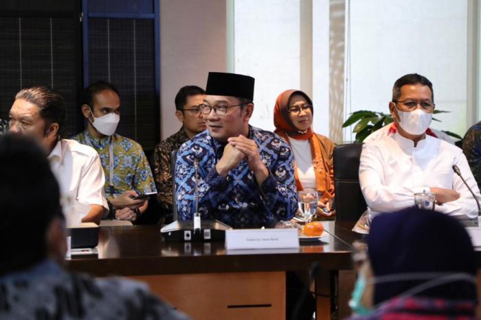 Masyarakat Desa Mulai Tertarik Dunia Virtual